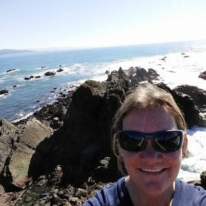 Meet your Posher, Linda